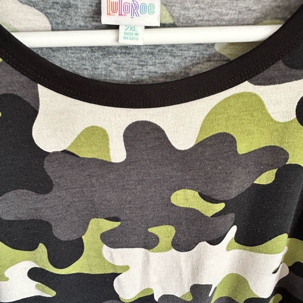 LuLaRoe Green and Black Camouflage Short Sleeve Top - Picture 2 of 2